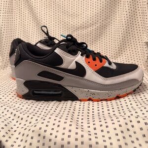 Nike AirMax 90 - 7M/8.5W